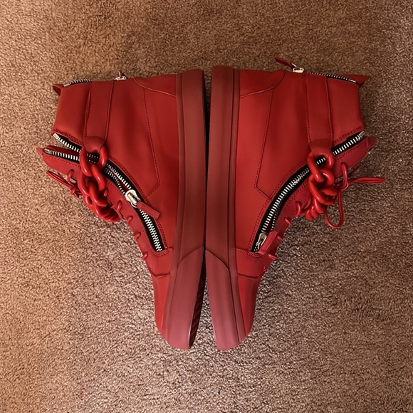 Brand new “chained” Giuseppe Zanotti - Picture 2 of 6